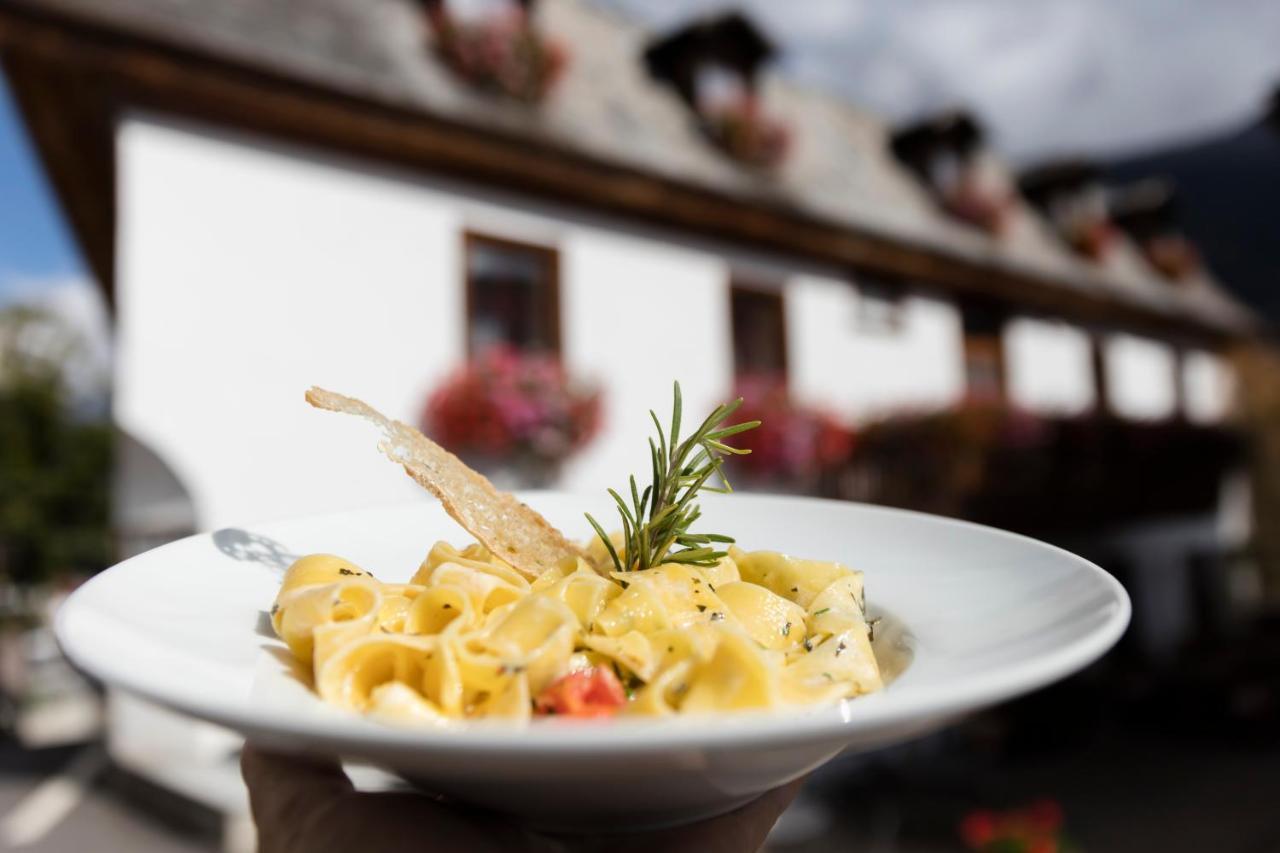 ホテルGasthaus Weisskugel マッレス・ヴェノスタ エクステリア 写真
