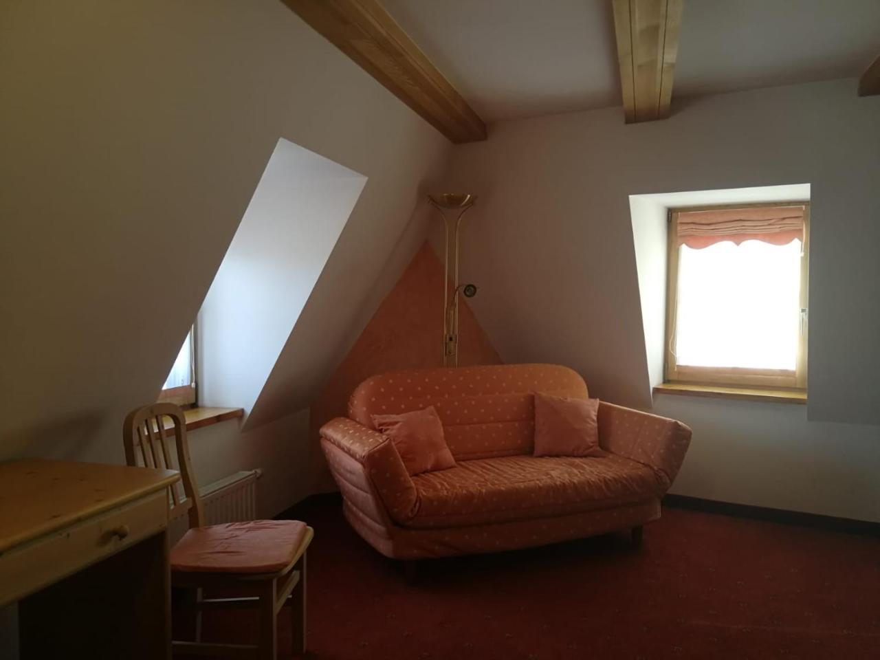 ホテルGasthaus Weisskugel マッレス・ヴェノスタ エクステリア 写真