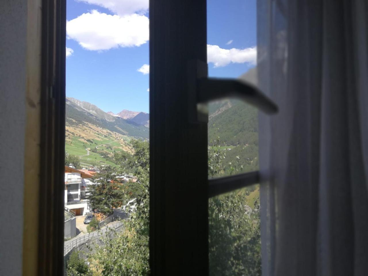 ホテルGasthaus Weisskugel マッレス・ヴェノスタ エクステリア 写真