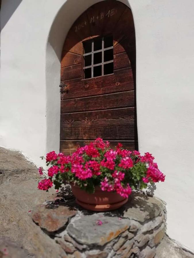 ホテルGasthaus Weisskugel マッレス・ヴェノスタ エクステリア 写真