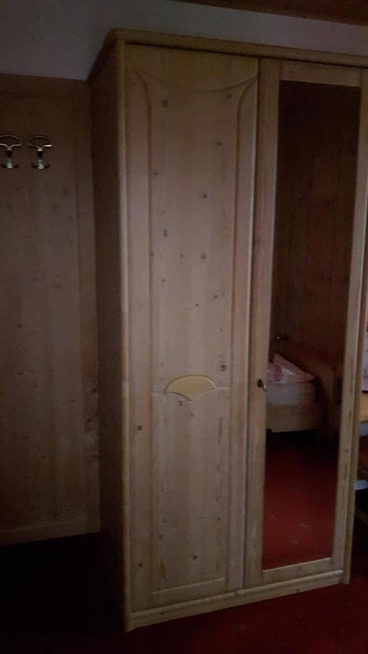 ホテルGasthaus Weisskugel マッレス・ヴェノスタ エクステリア 写真